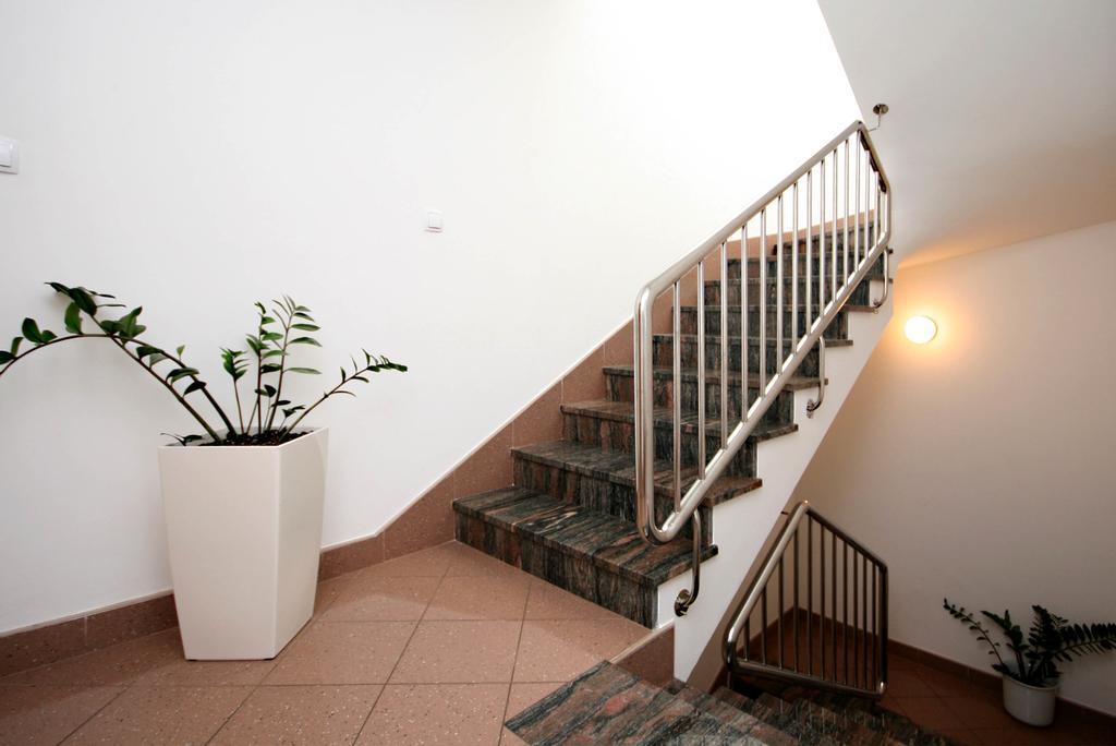Top Of The City Apartment Sibenik Room photo